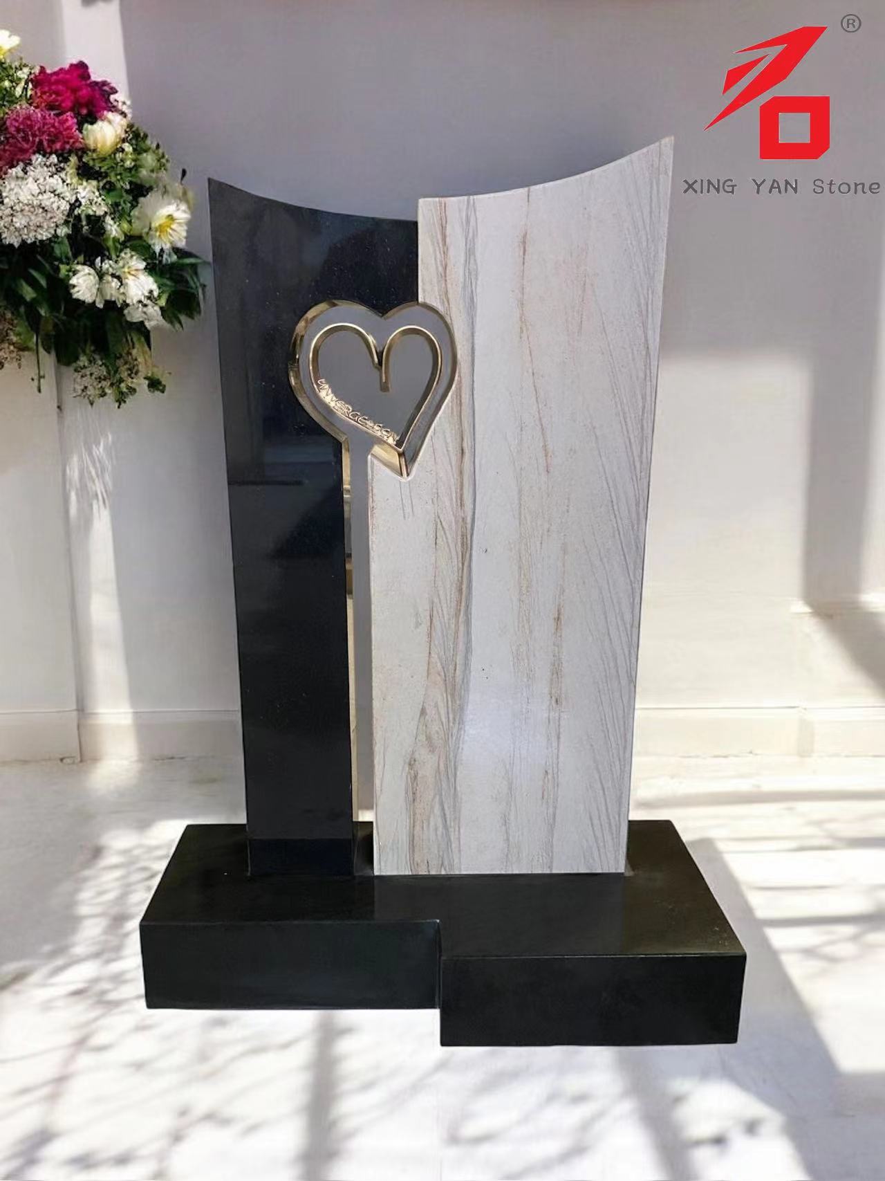 Monumento all'omaggio del cuore eterno